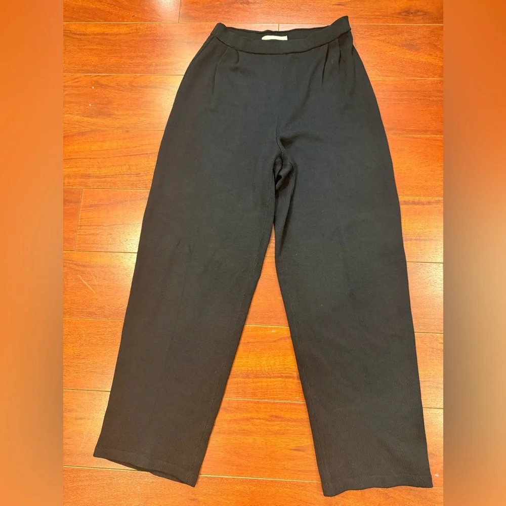 St. John Black Women's Pants - Picture 6 of 8